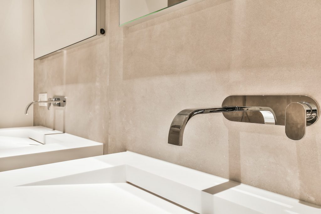 The Pros and Cons of Touchless Kitchen Faucets